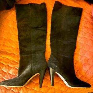 Knee-high boots black